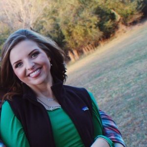 Meet your Posher, Elaina